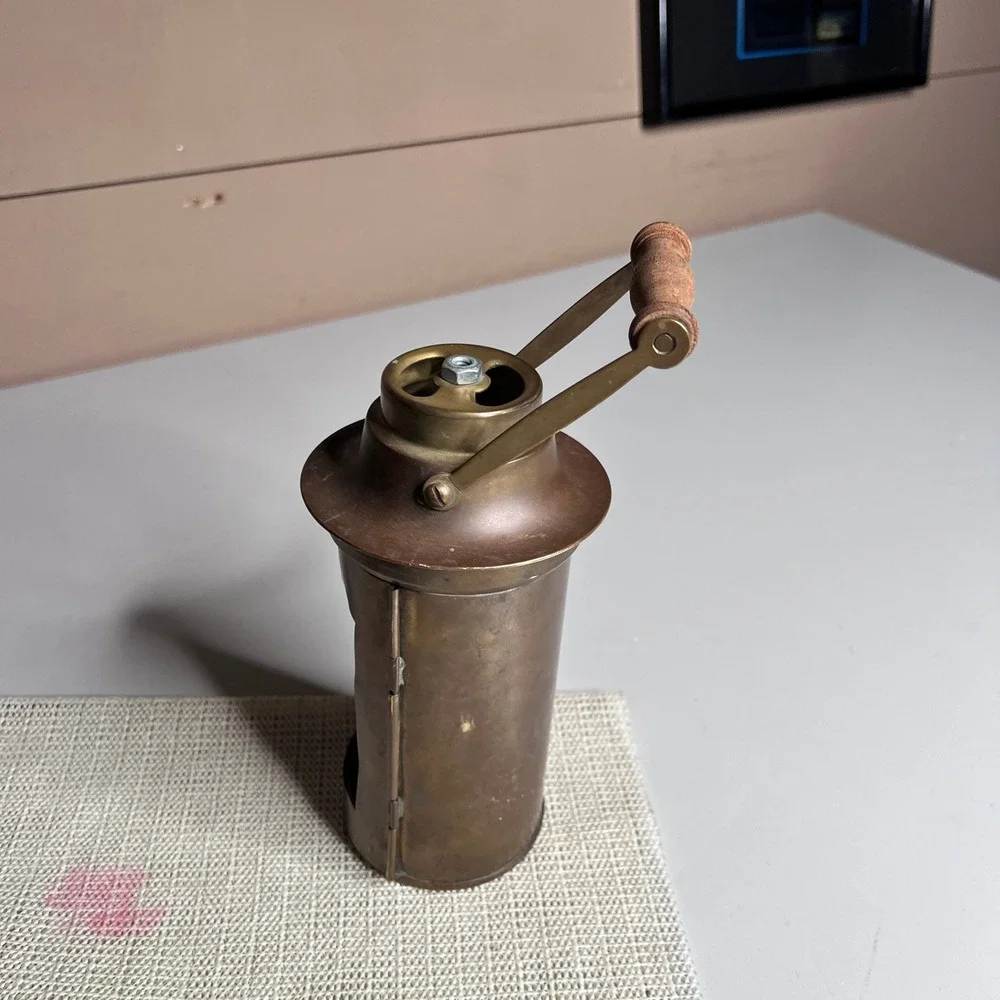 Antique Brass Copper Nautical Oil Lantern Maritime Ship Lamp with Wood Handle